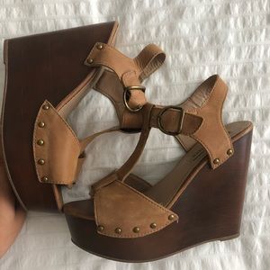 Steve Madden Brown Leather  Wedges Size 8.5